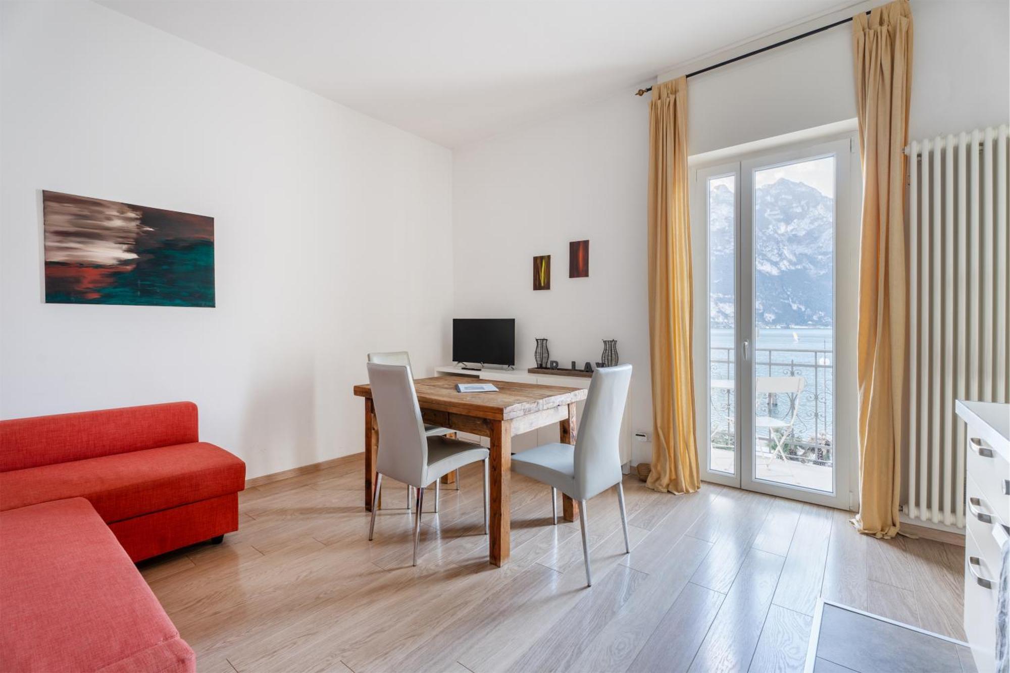 Lake Sensation - Garda Lake View トルボレ エクステリア 写真
